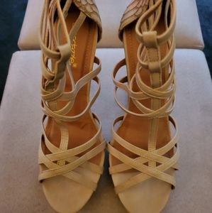 Tan Strapped Platform Heels Size 10